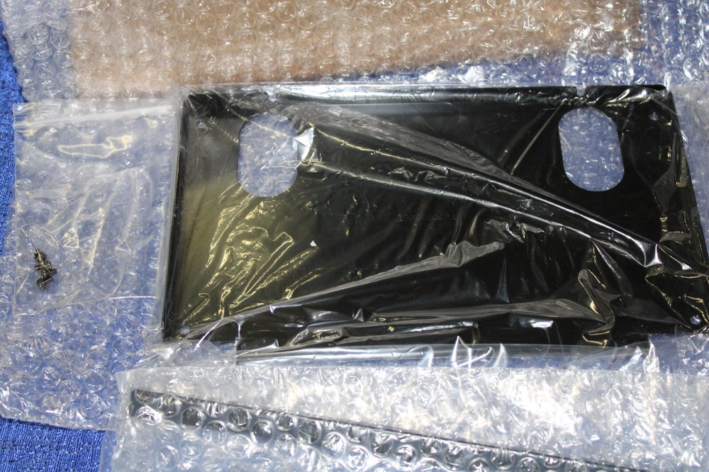 Elo E160680 Wall Mount Bracket