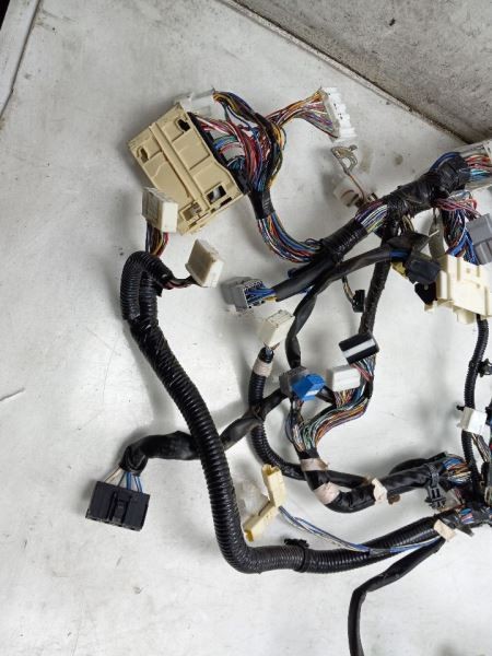 06 TOYOTA SEQUOIA DASH WIRE HARNESS
