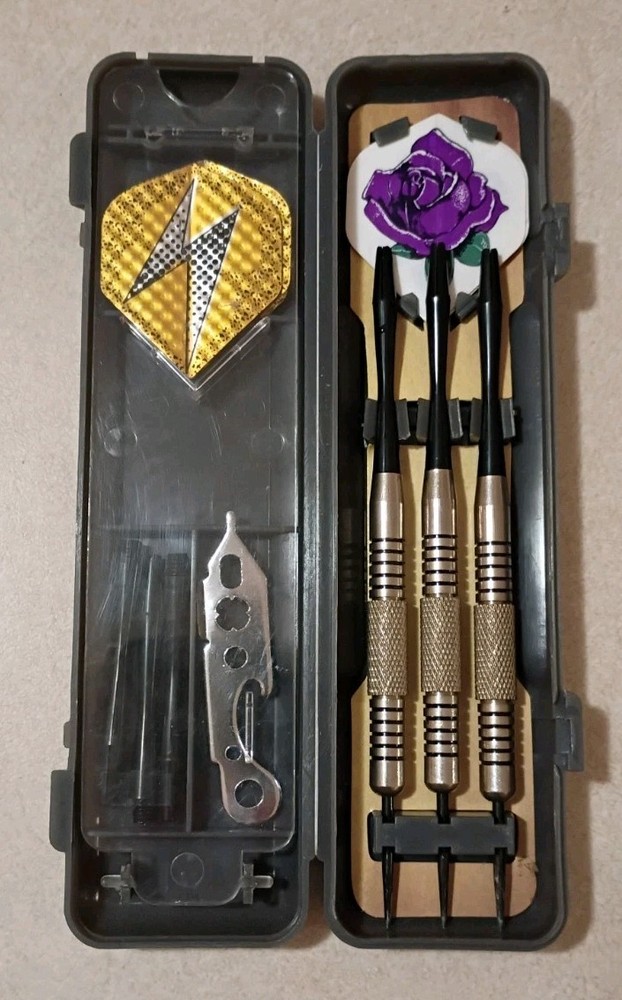 FAT CAT DART SET With Case & Accessories