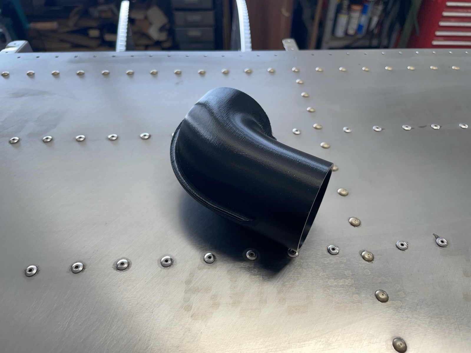 ✈️ CESSNA PN: 0522200-1 ; 150 , 152 , 172 , 182 , 210 CABIN AIR ELBOW FITTING