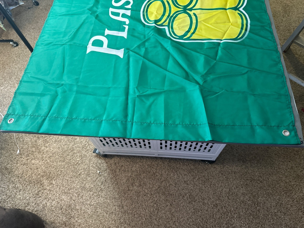 Plastered 3X5 Banner, one sided, grommets one side