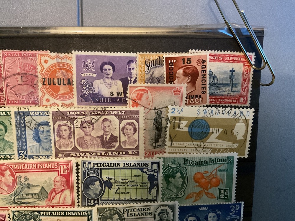 Commonwealth mixed mounted mint or used stamps B1413