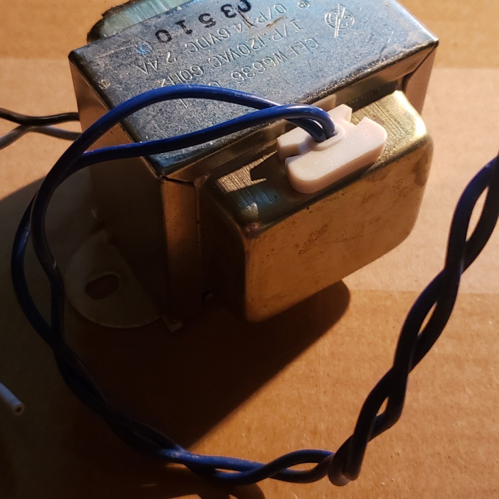 CEFW6636 02 1 Transformer 14.6vDC 2.4A