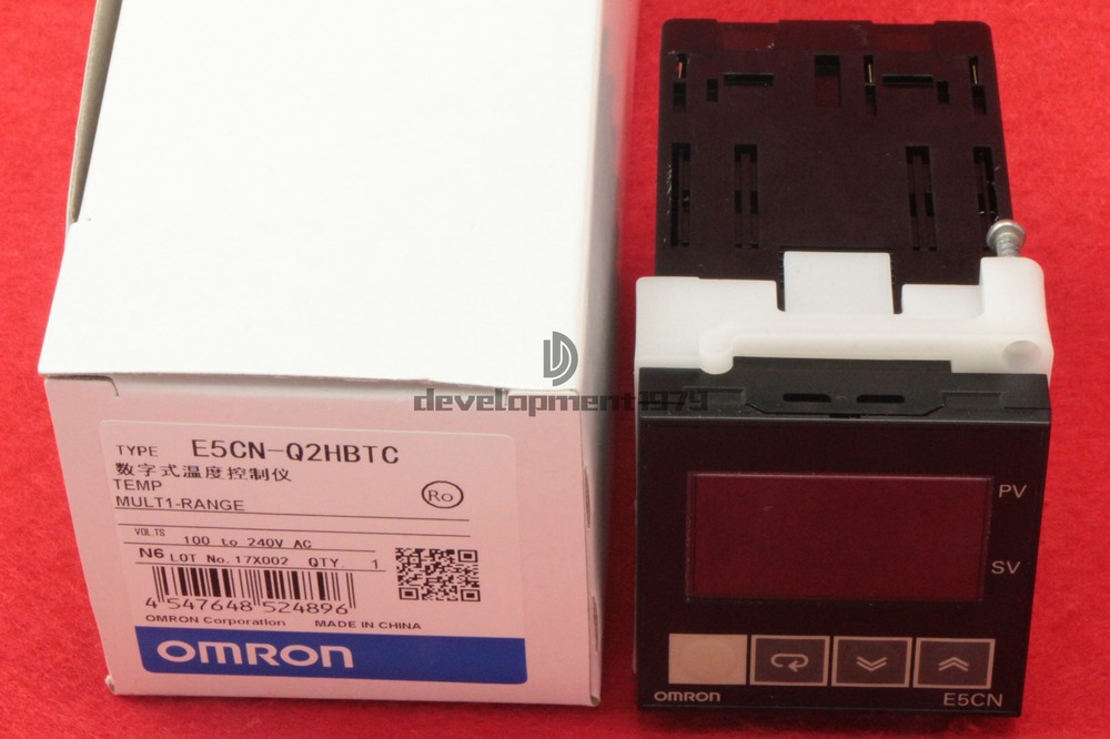 1PC OMRON Controller E5CN-Q2HBTC 100-240V NEW