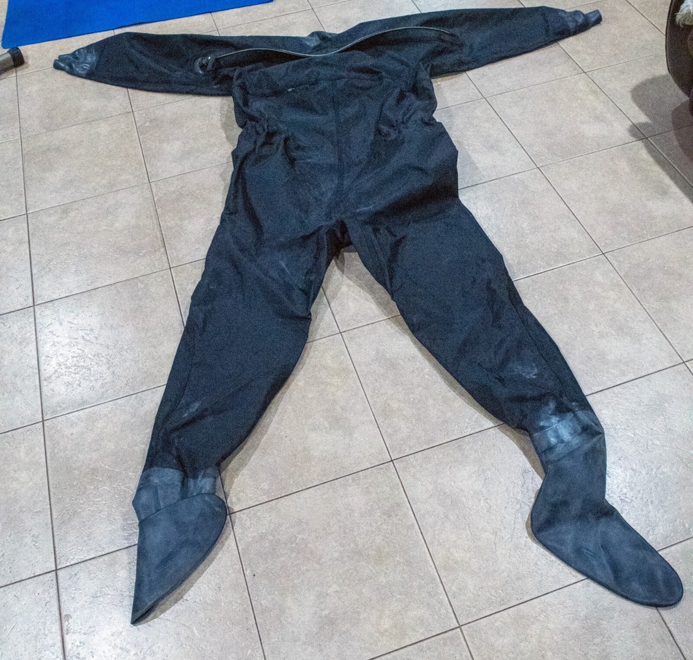 OSSystems Dolphin Drysuit Shell and UnderGarments - Size Large