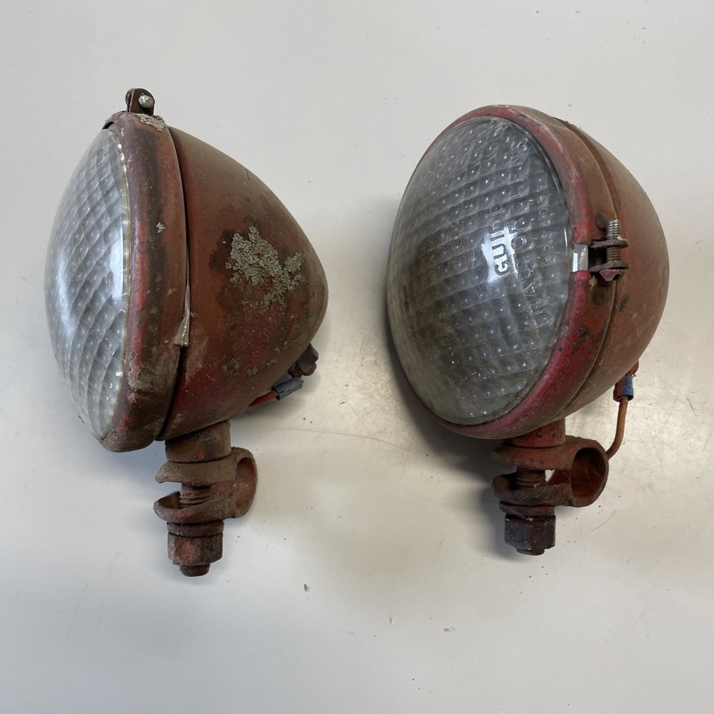 International Farmall Headlights Guide Lens (pair) Do Not Know If Work