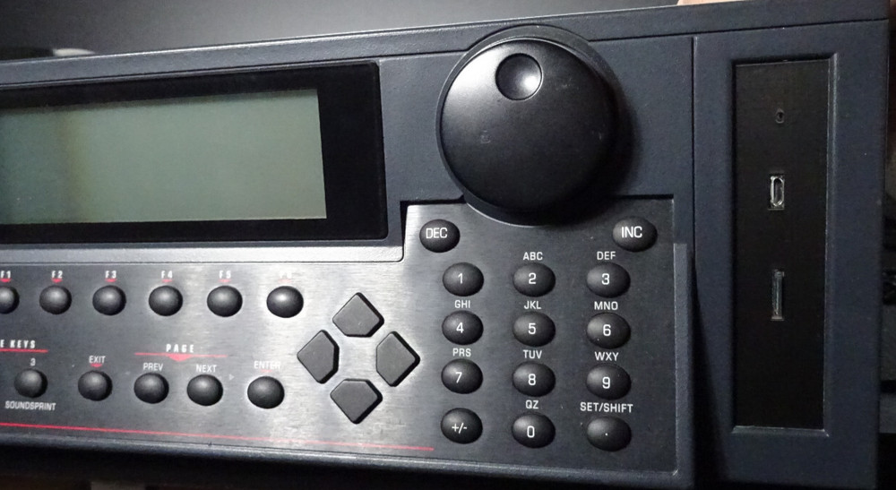 Micro SD SCSI Drive for E-MU E4 E4XT Ultra Gold Floppy replacement 3.5 internal