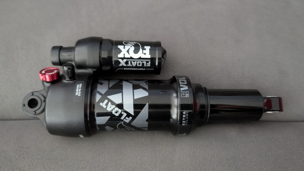 Fox Float X2 Performance 210X55