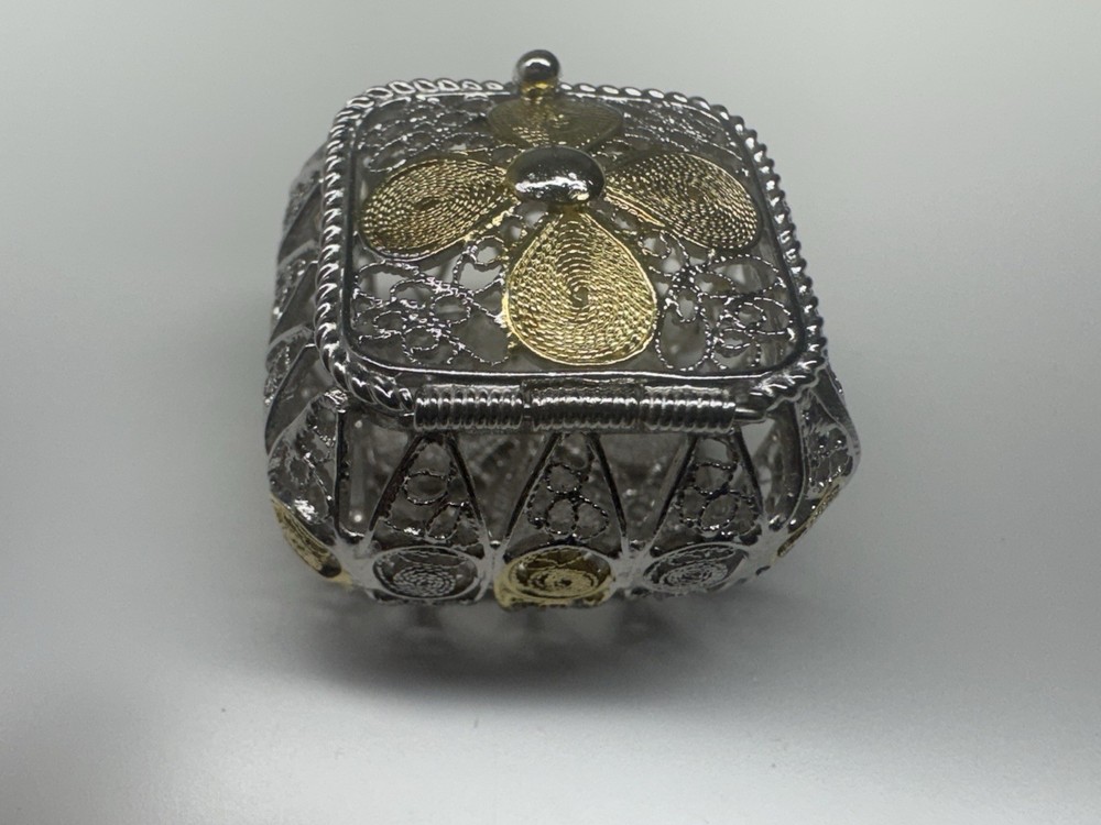 sterling silver 925 filigree square shape pill box