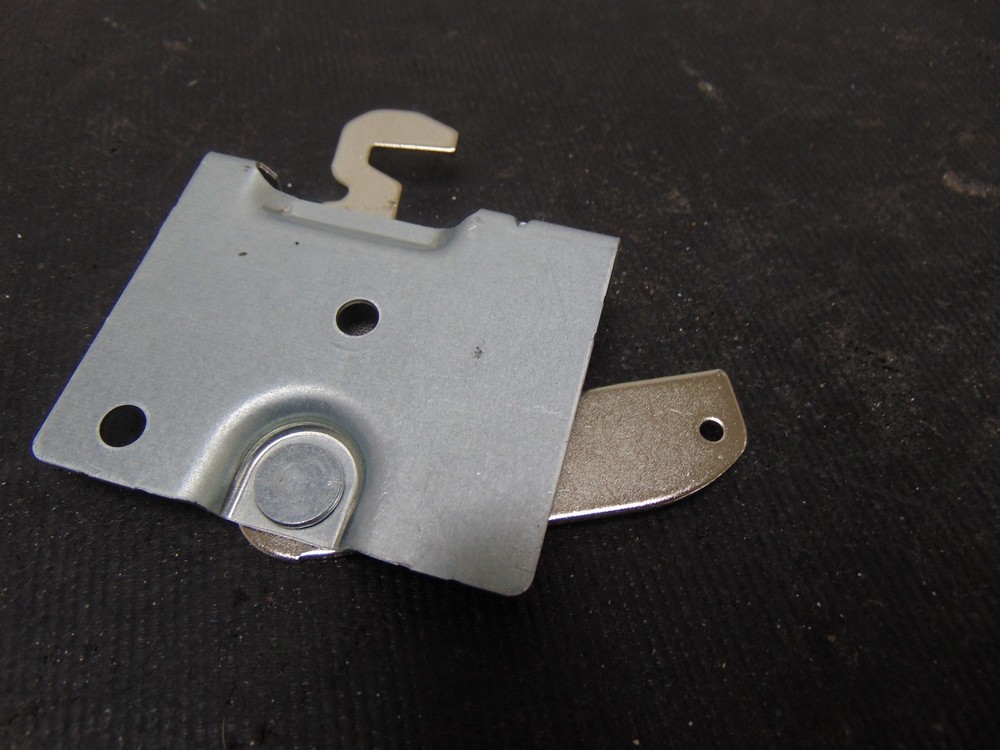 Maytag Range MFES6030RZ Latch 9761013