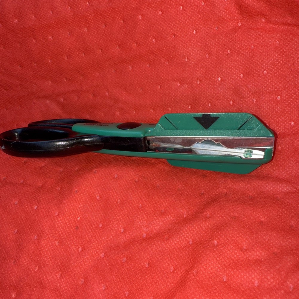 Fiskars Corner Edgers Nostalgia Scissors For Crafting