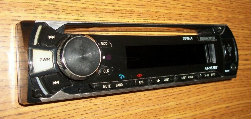 Audiotek Model at982bt Car Stereo Cd Player Faceplate Only Untested
