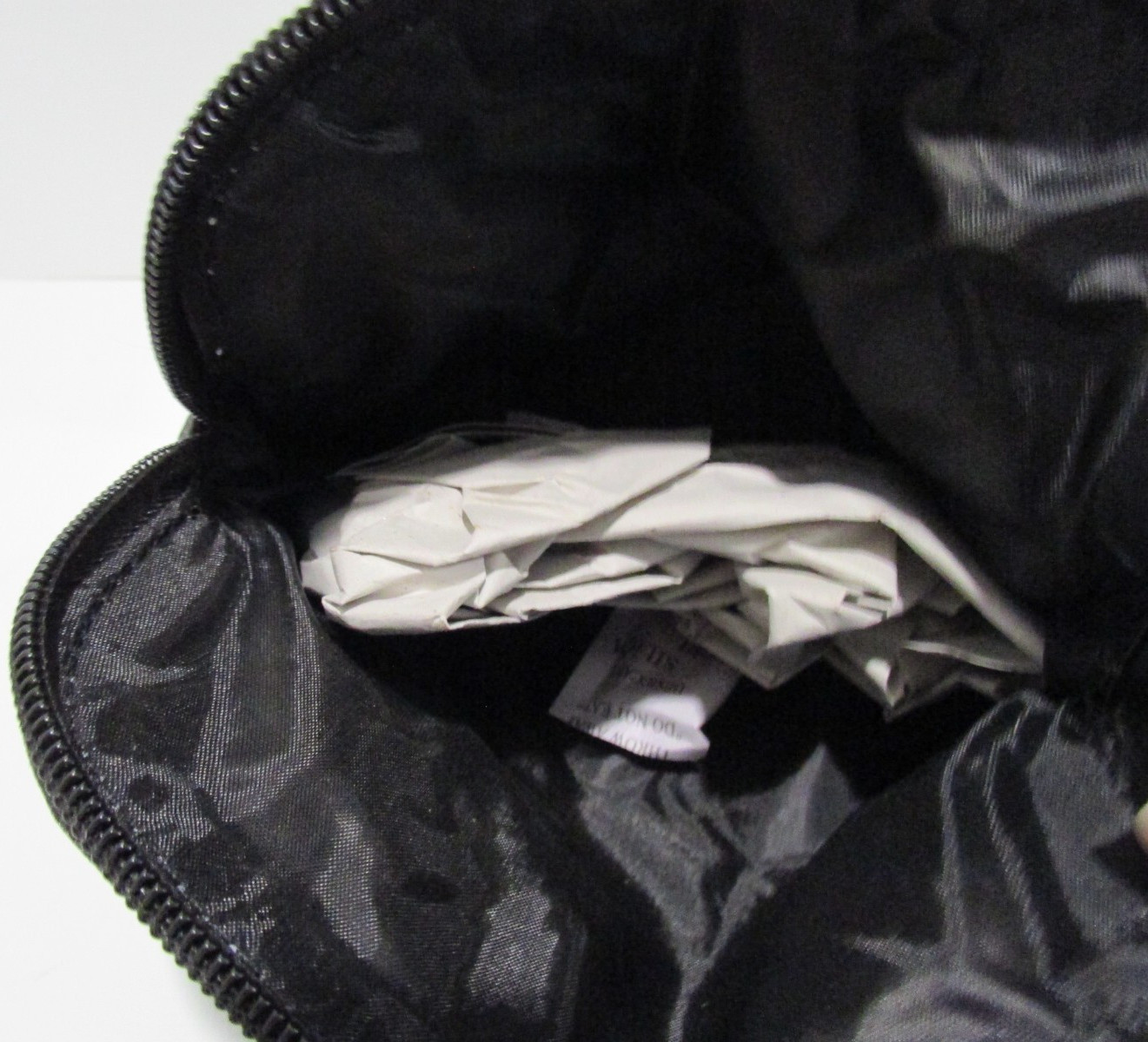 Disney Loungefly Alice in Wonderland Falling Cosmetic Make-up Bag NWT RARE