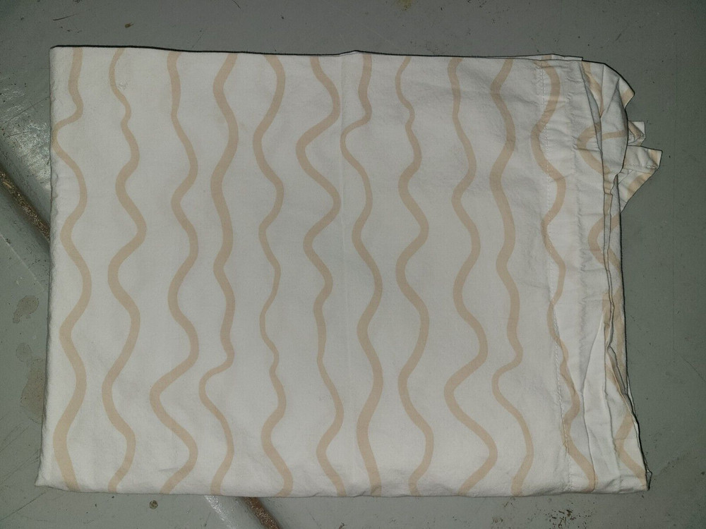 Crate & Barrel “Wavy Stripes - Light Peach" Toddler Flat Sheet