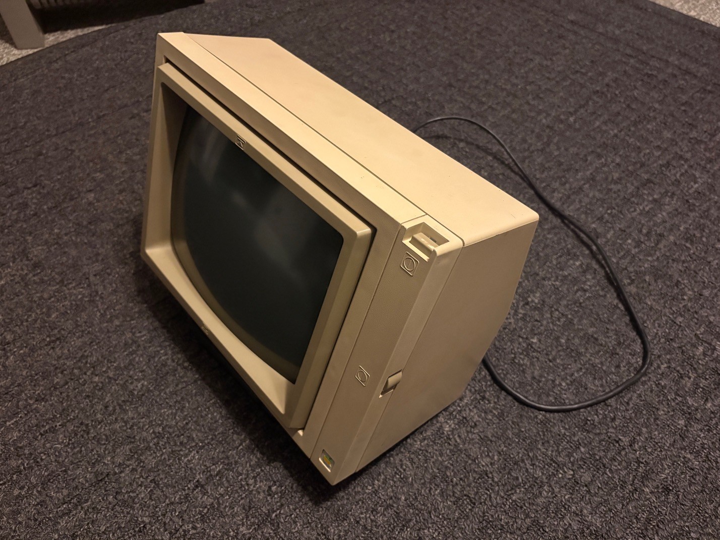 Apple II A2M2010 Green Phosphor Composite Tilt Screen Monitor Tested & Working