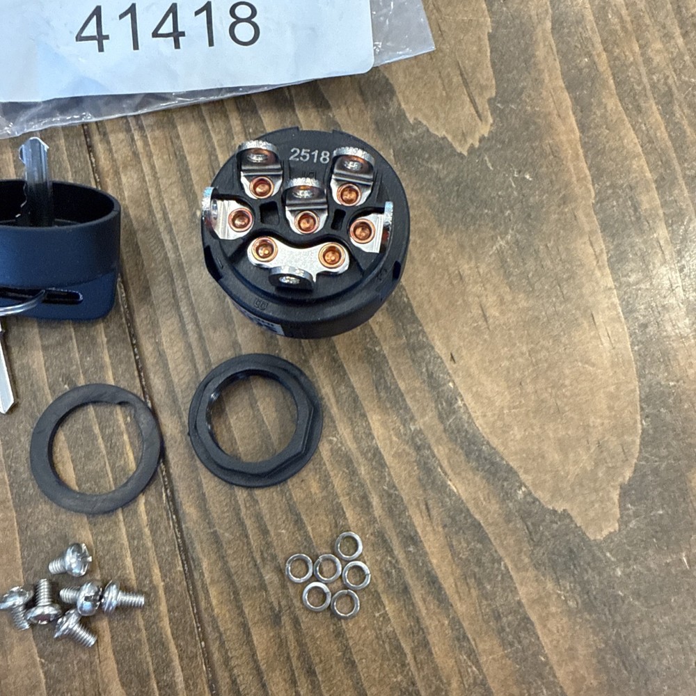 MEC vertical lift key switch set