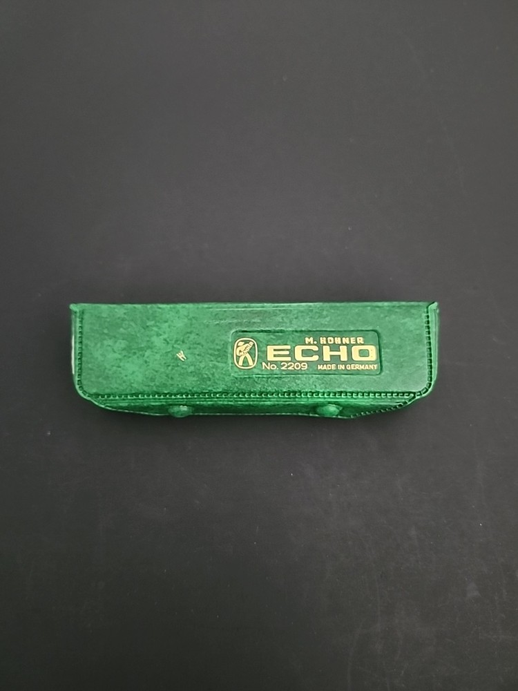 Vintage M HOHNER ECHO HARMONICA Key C
