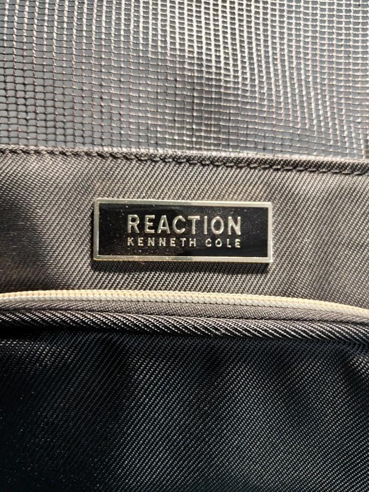 Pet Backpack Kenneth Cole Reaction, NWOT