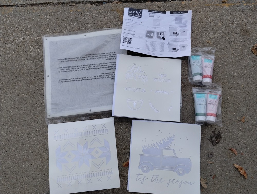 We R Memory Keepers Vinyl Print Press Kit - 4 Inks, 3 sheets, 3 frames WINTER