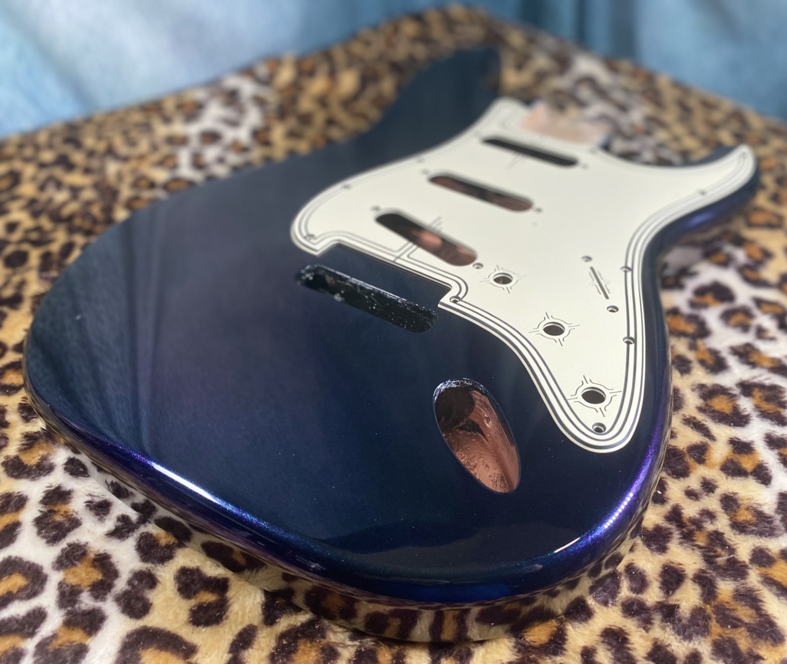 Stunning Chameleon Blue/Teal/Purple Fender Stratocaster HSH Alder Replacemt Body