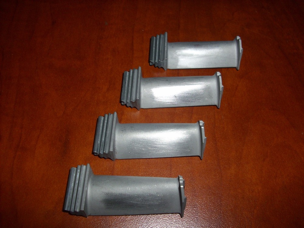 1 Pratt & Whitney Turbine Engine Blade