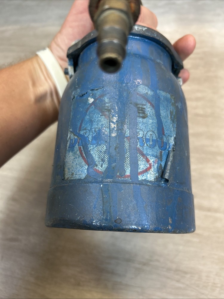 Binks 2001 Spray Gun with Aluminum Cup READ TESTED Ugly