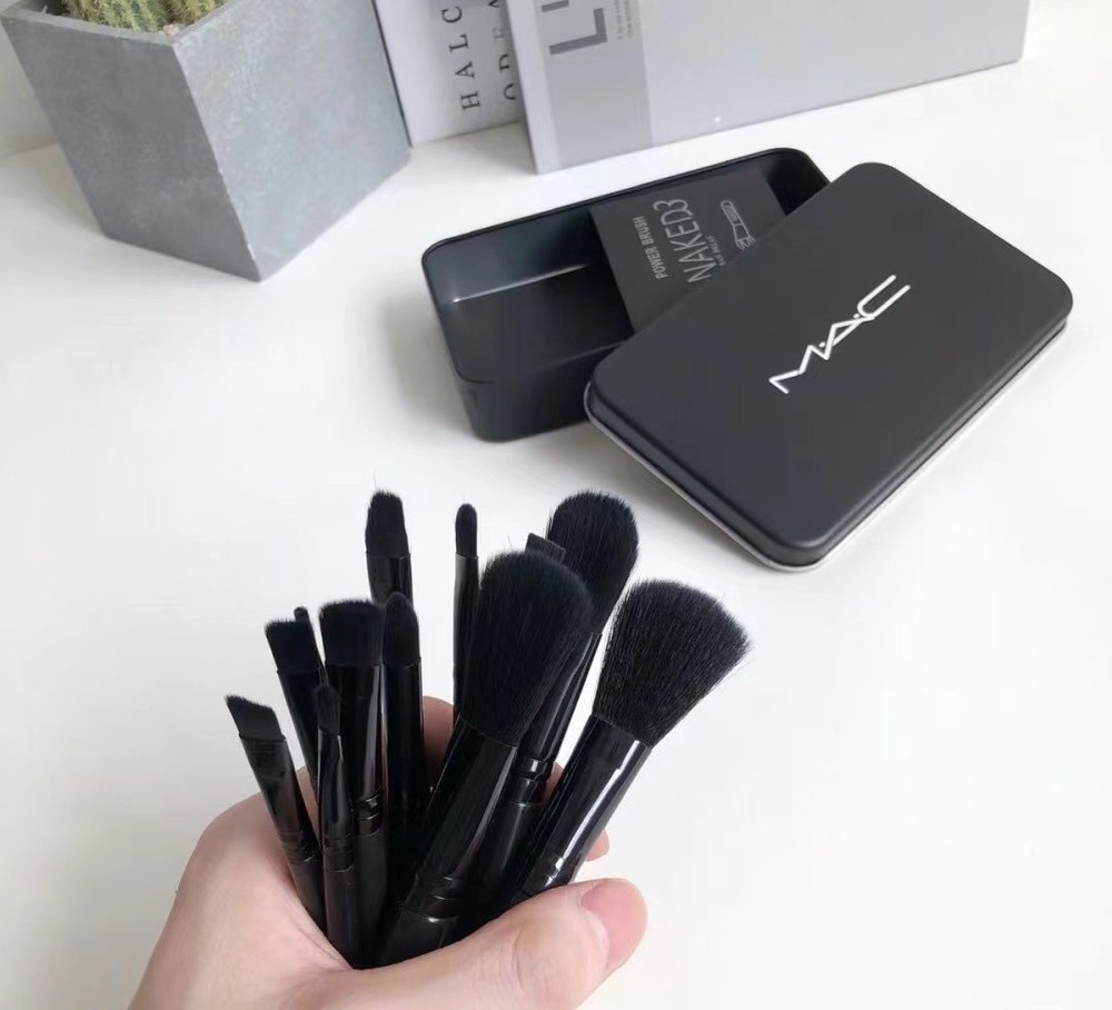 MAC Makeup Brush Iron Box Travel Set