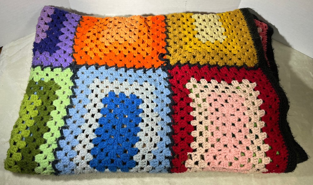 Crochet Afghan Handmade Granny Square Multicolor Sofa Couch Throw Blanket READ