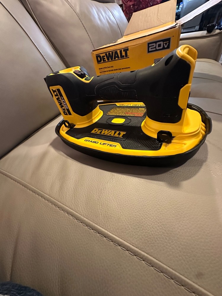 DeWalt 20v Max Grabo Lifter - DCE592B