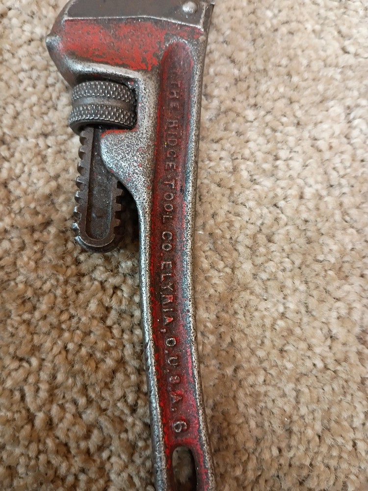 RIGID 6 Inch PIPE WRENCH. working condition