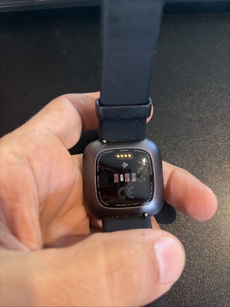 Fitbit Versa 2 Activity Tracker - USED 0005