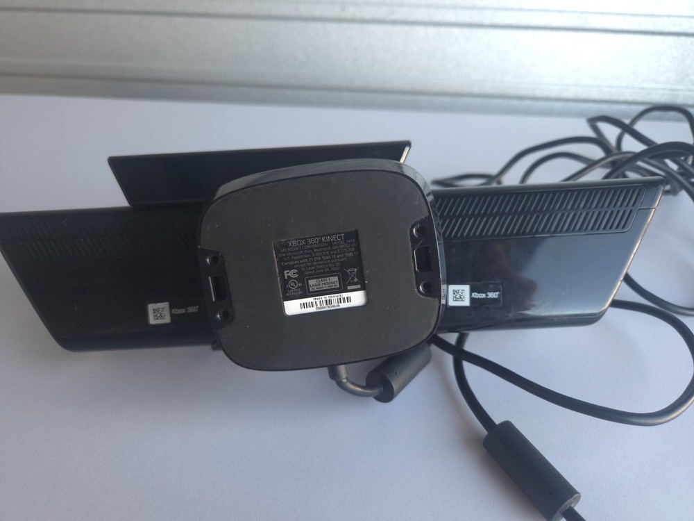 Microsoft 1414 Xbox 360 Kinect Sensor Bar Only - Black