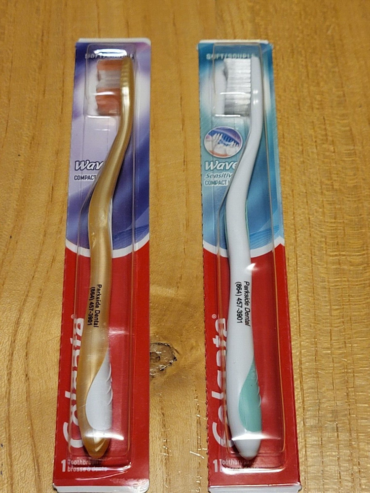 2 Colgate toothbrushes, READ B4 buy