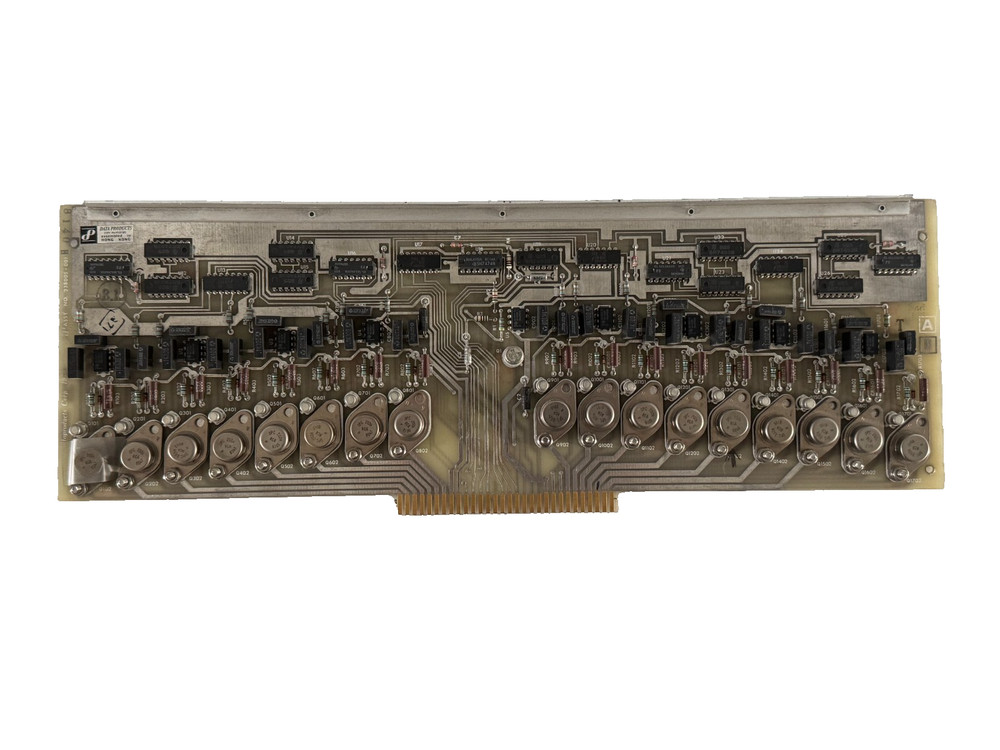 USED Data Products 238005-001 Circuit Board