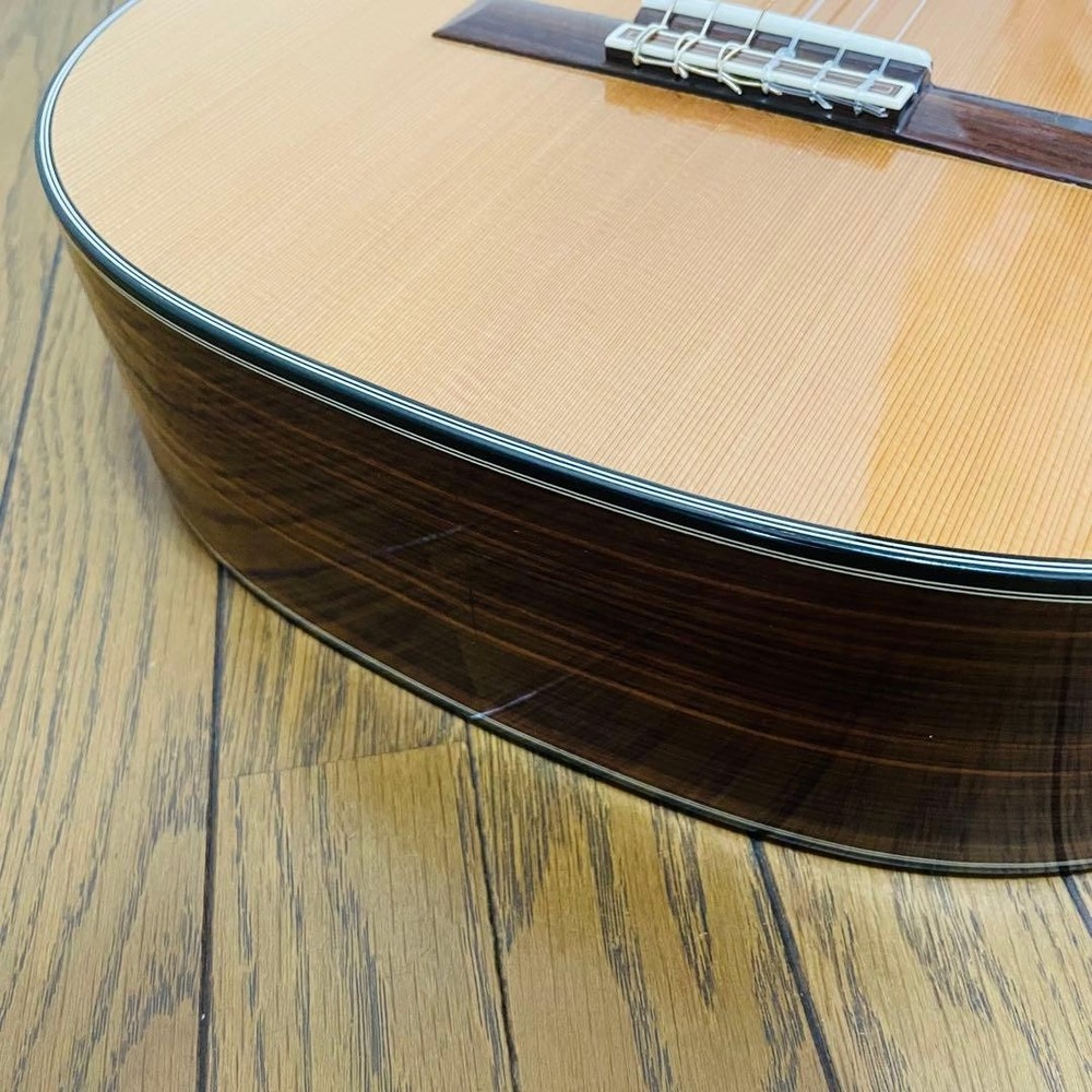 Ecole EL600 Classical Guitar With Strings, No Accessories