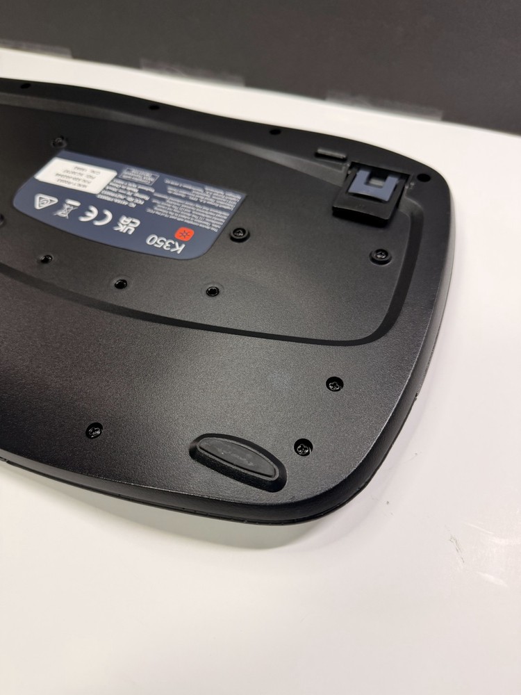 Logitech K350 Wireless Wave Ergonomic Keyboard - Excellent Condition w/ Receiver