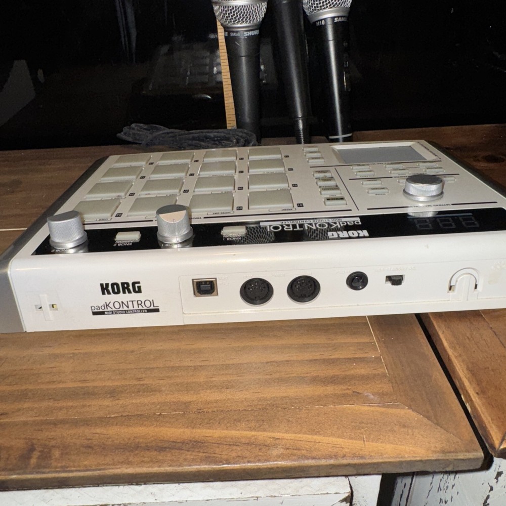 KORG padKONTROL MIDI Studio Controller KPC-1 No Adapter No USB cable ,3microphon