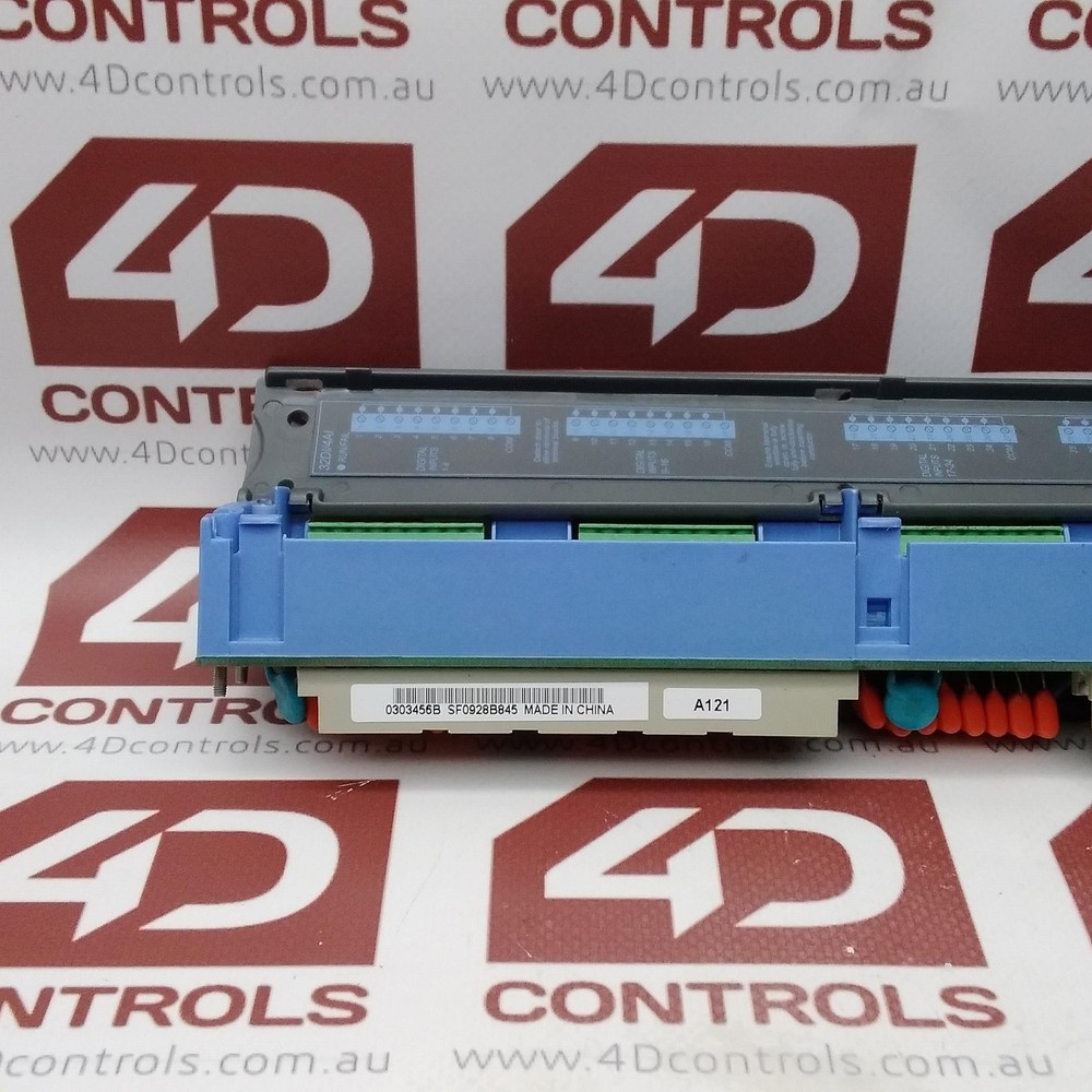 0303456B | Foxboro | PLC Card Input Cover, 32 Digital Inputs, Used