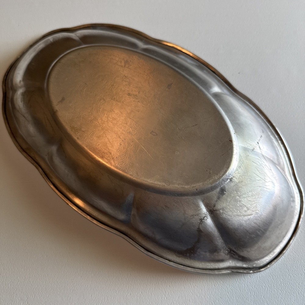 VTG Silver Plated Oval Scalloped Trinket Dish Holder 12” Etched Bottom (read)