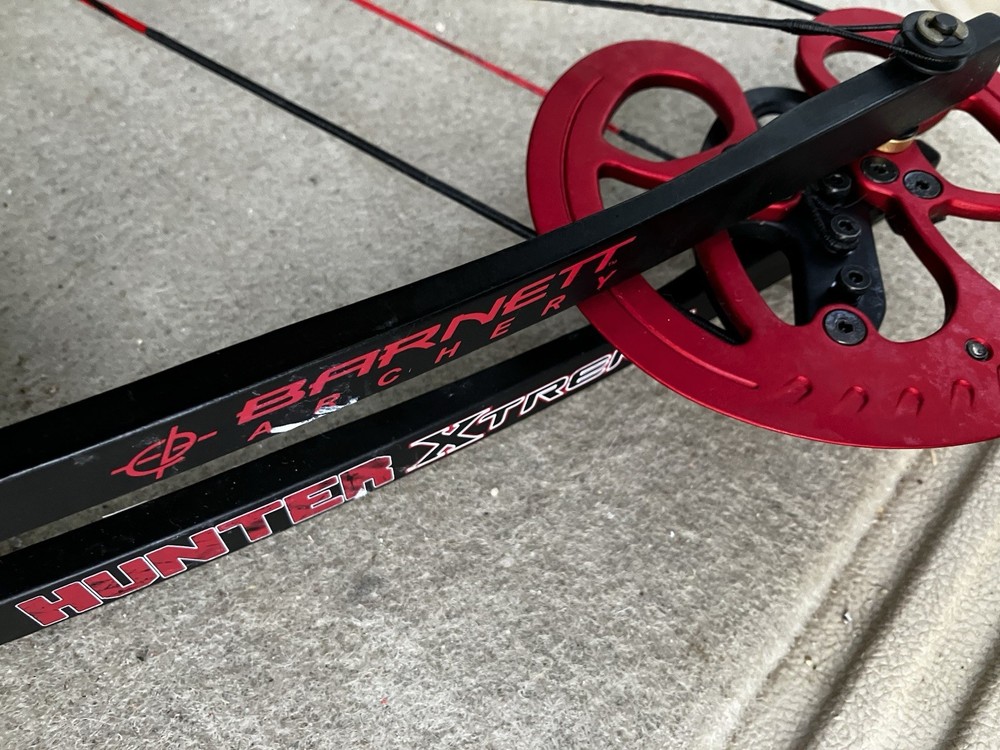 Barnett Archery Hunter XTreme Right Hand Compound Bow Mossy Oak