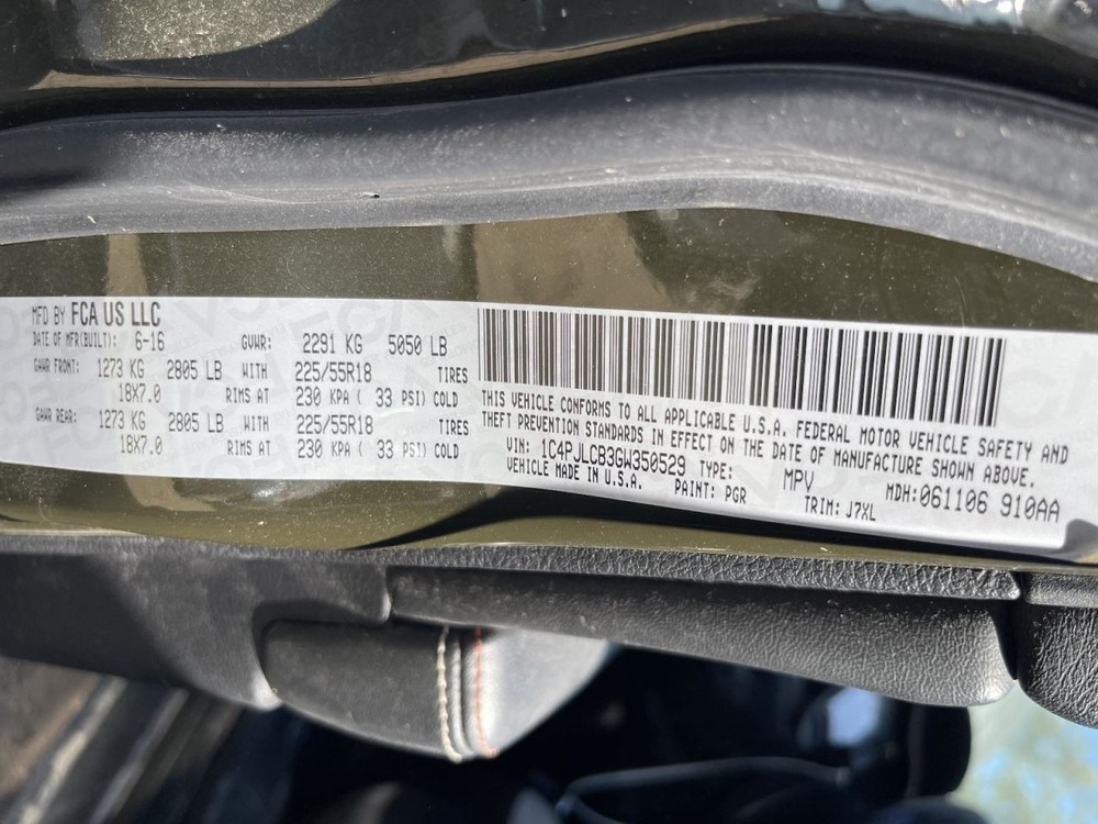 Sun Visor Left Driver Illuminated Fits 14-18 CHEROKEE 982407