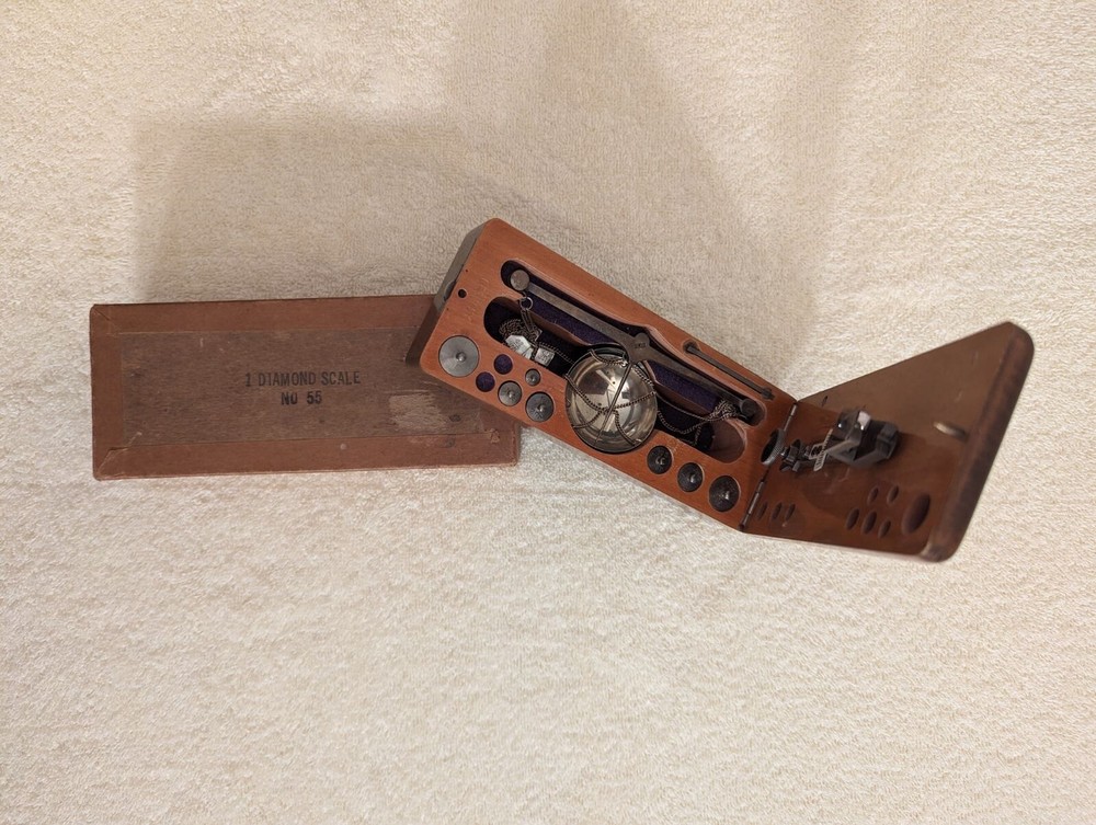 Vintage Diamond Scale No 55- Original Box