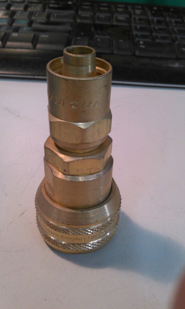 HANSEN SERIES 4000 PUSH-TITE COUPLER WITH D9 HOSE ADAPTER