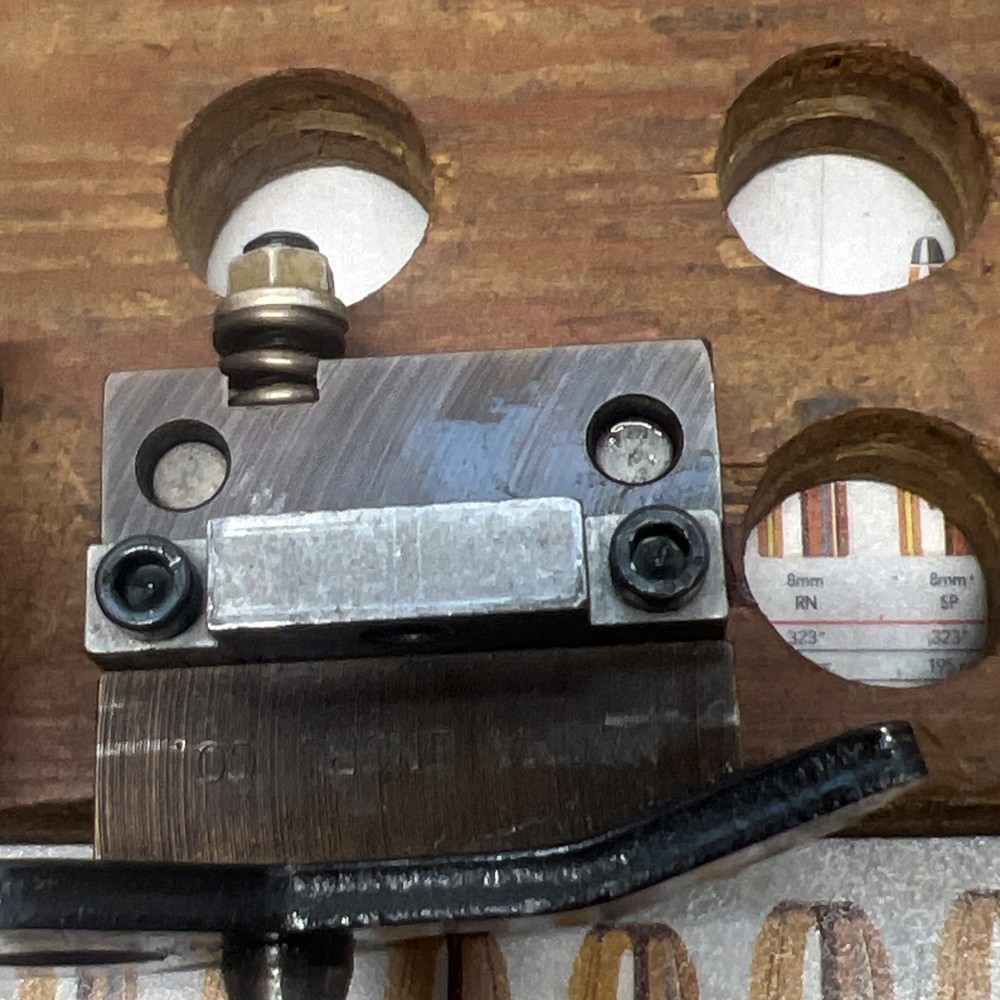 MAGMA ENGINEERING BULLET MOLD , 45 -70 /300/RNFP