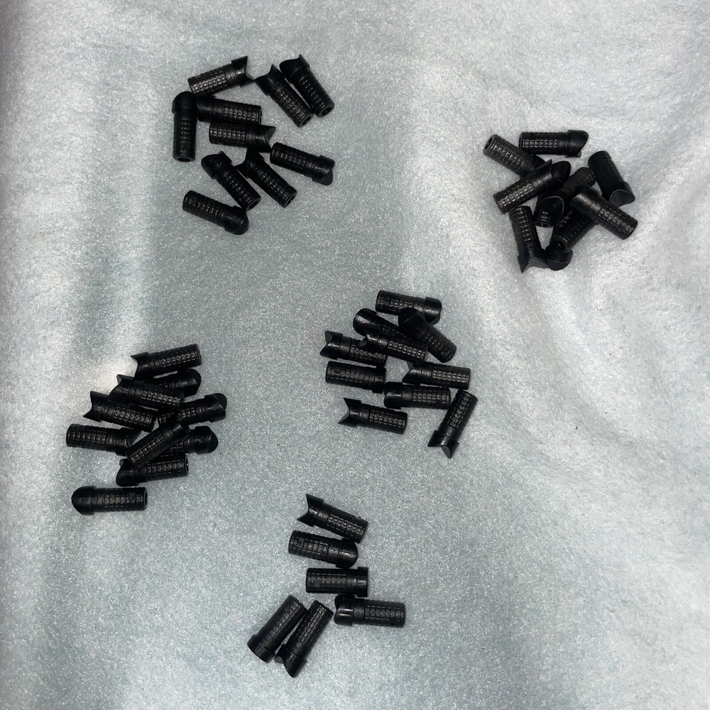 Game Tracker Carbon Xpress Crossbow Nocks 46 Count