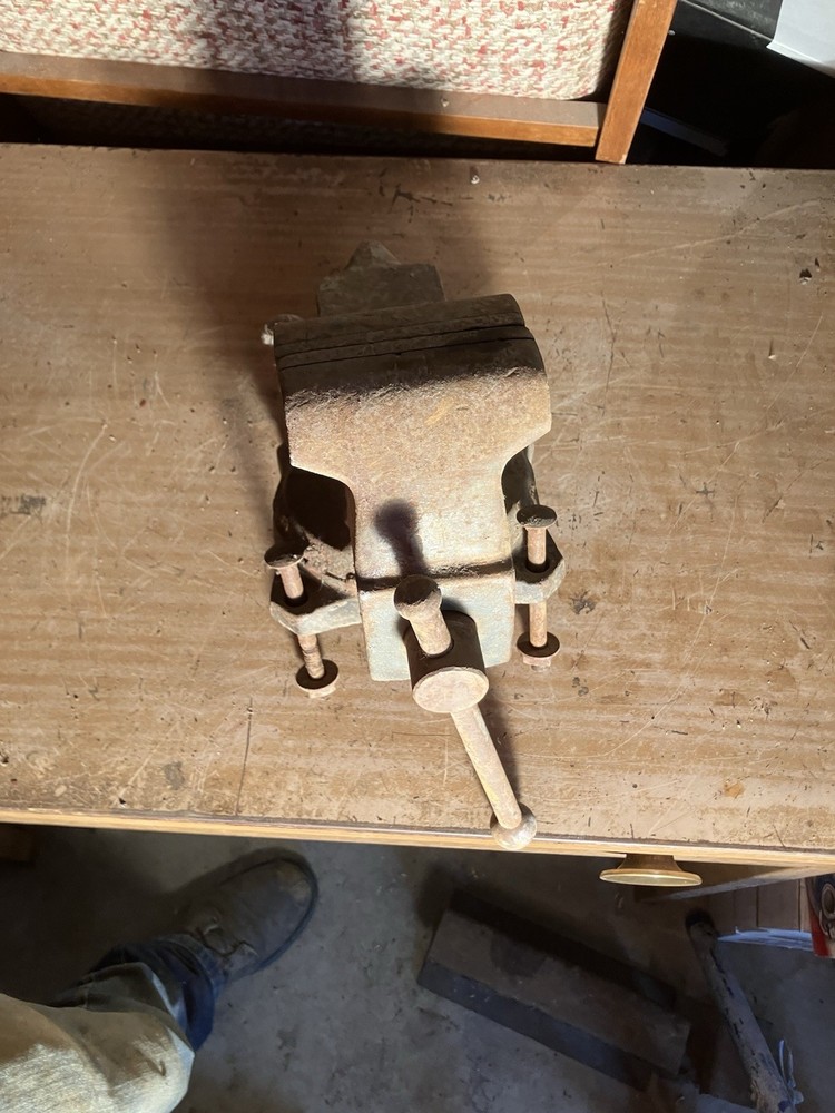 Vintage 4 Inch Bench Vice