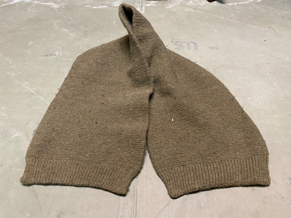 ORIGINAL WWII US ARMY INFANTRY & AIRBORNE WINTER WOOL SCARF