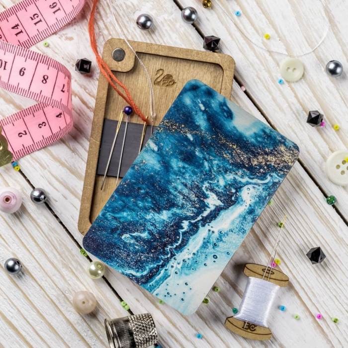 Needlework Holder "Abstract Ocean"