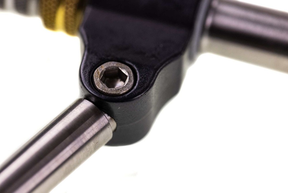 HMH St. Vise - Pedestal Model