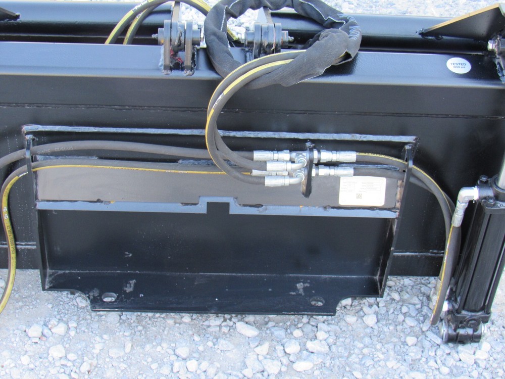 42" Root Rake Clam Grapple Attachment Fits Mini Skid Steer